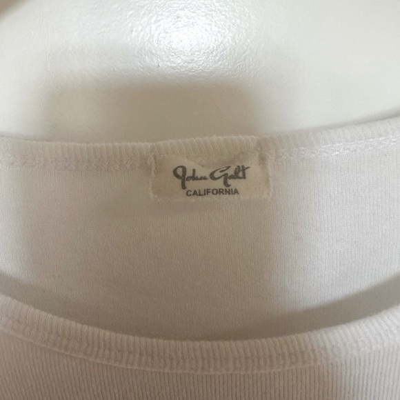 Brandy Melville cropped shirt - Picture 2 of 3